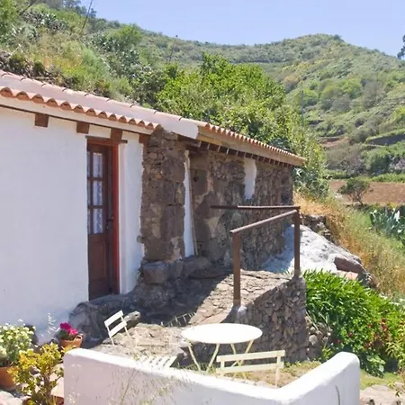 Cozy Stone House In The Mountains Holiday home *