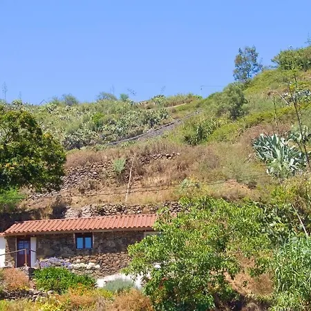 Holiday home Cozy Stone House In The Mountains Arbejales