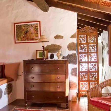 Cozy Stone House In The Mountains